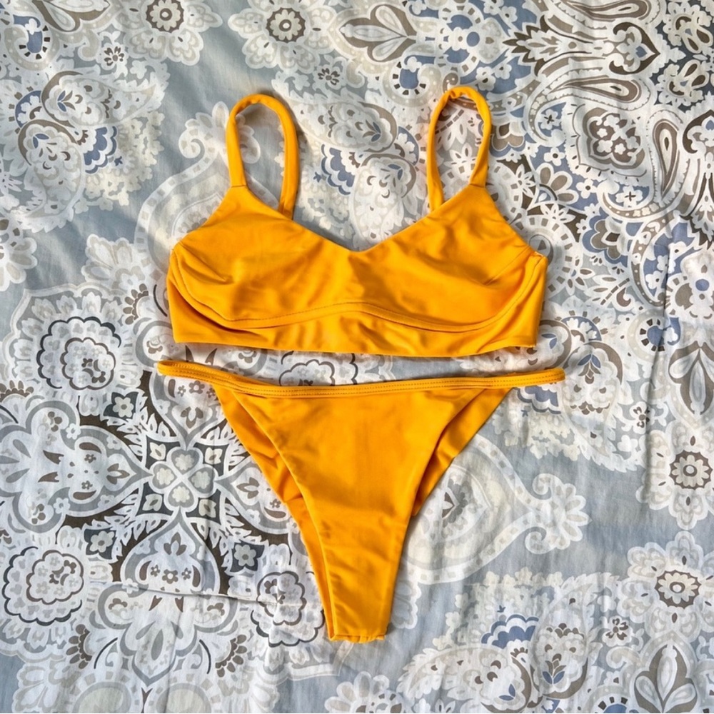 Benoa Koi Set
